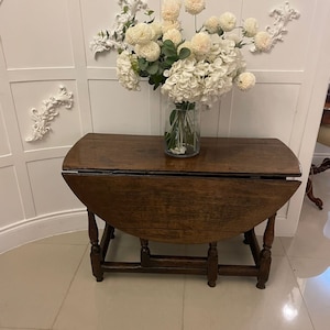 18th Century Antique Quality Oak Drop Leaf Dining Table