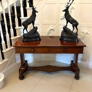 Antique Victorian Quality Figured Mahogany Writing Table/Desk