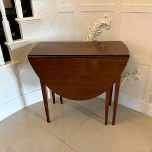 Antique George III Quality Mahogany Drop Leaf Table