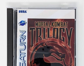 Mortal Kombat Trilogy -  Sega Saturn game + longbox, sponge & protective case