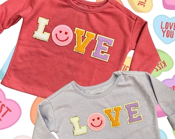 Valentines Sweatshirt, Girls Valentine Sweatshirt, Chenille Patch Initial Sweatshirt, Patch Sweatshirt, Toddler Girls Glitter Chenille Shirt