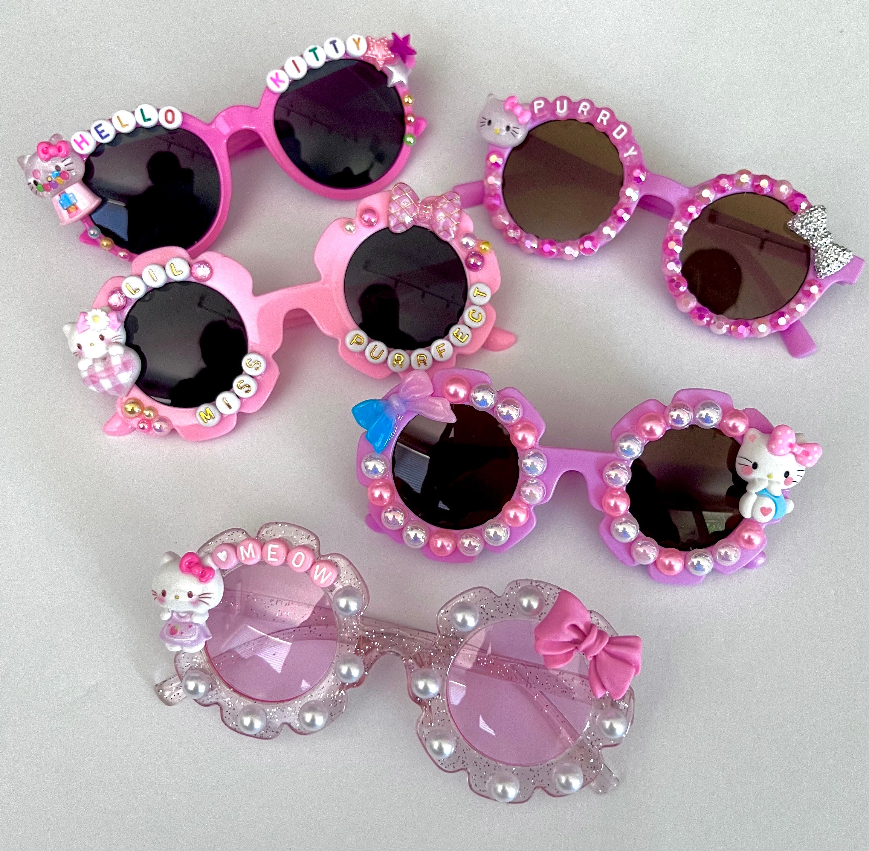 NWOT HELLO KITTY INSPIRED HEART SUNGLASSES Hello Kitty Valentine main image 4