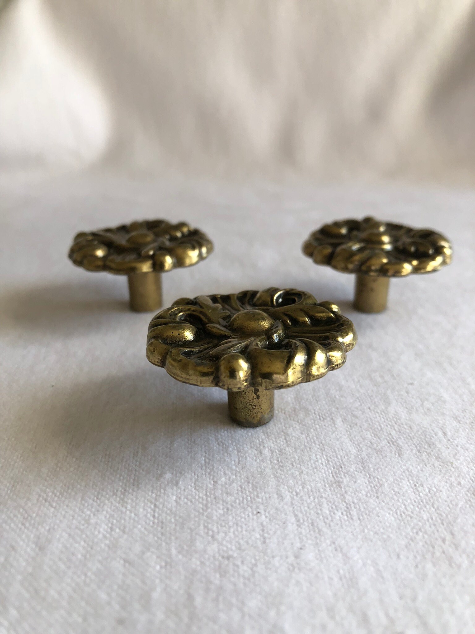 Vintage Hardware Ajax Knobs Backplates Amerock Knobs