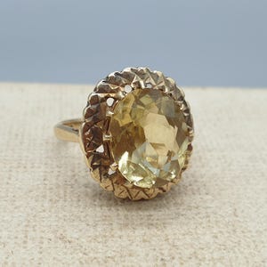 Vintage 9ct Yellow Gold Lemon Citrine Ring 1964, Heavy 5.77g Sparkly Setting UK L 1/2 Large Natural Stone Dress Cocktail Ring, 9K 375