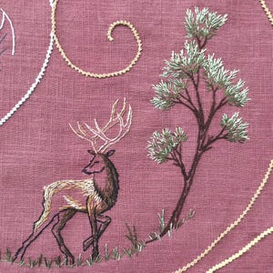 Personalisiertes Altartuch oder Tarot-Tuch: Personalisiertes besticktes Leinentuch Bild 4