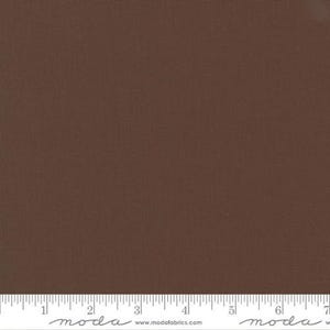 Chocolate Bella Solids 44  45  Fabric Per Yard
