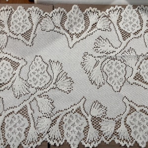 Lace Doilies- Large, Rectangular