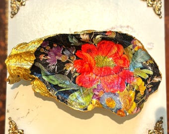 Decoupage Oyster Shell Ring Dish: Floral Jewelry Holder