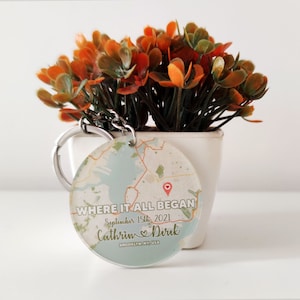 Wo alles begann Schlüsselbund, kundenspezifische Acryl Karte Schlüsselbund, Jahrestagsgeschenk, personalisiertes Geschenk für sie, Geschenk für ihn, Valentinstaggeschenk