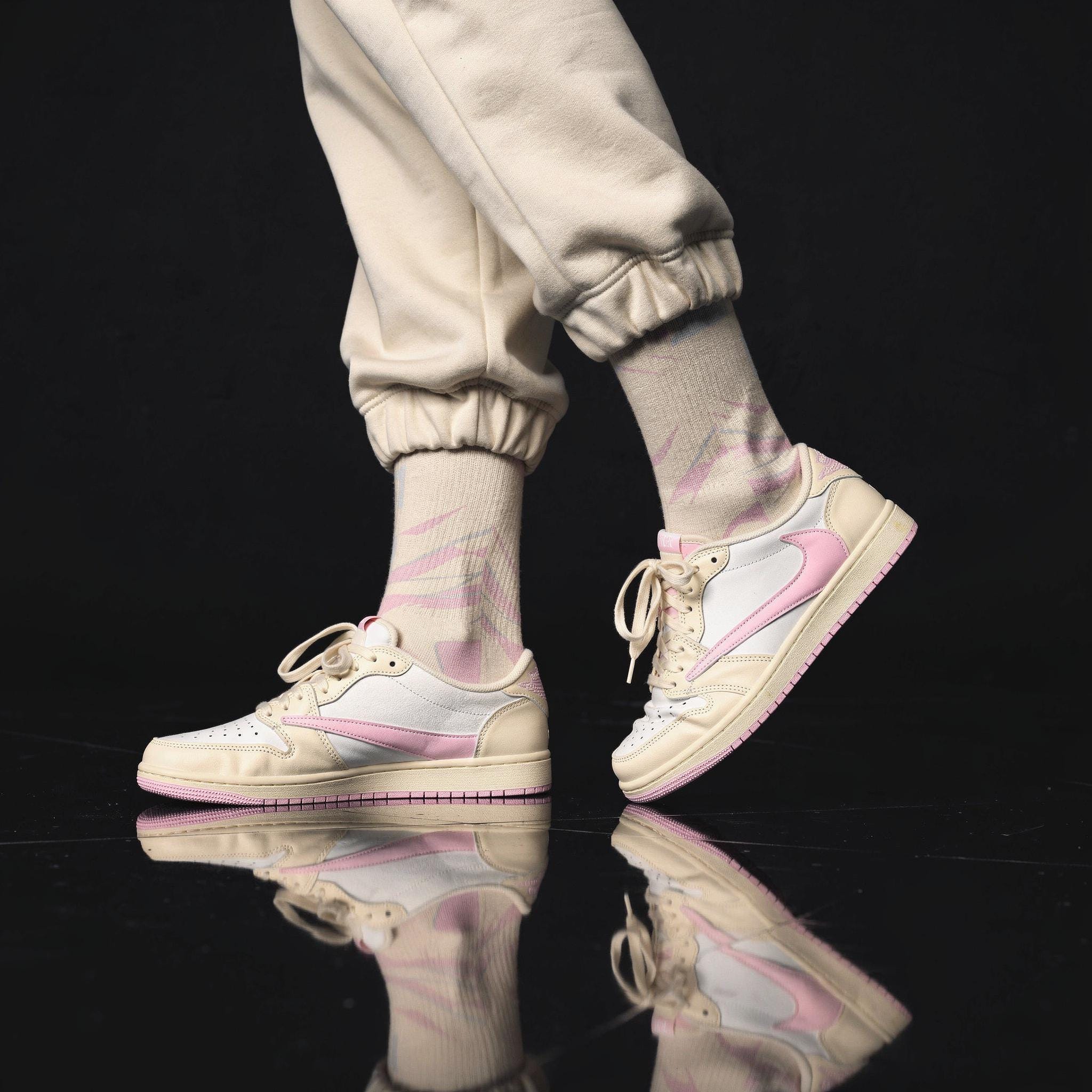 Travis Scott Shy Pink Inspired Crew Socks: Cactus Jack Streetwear