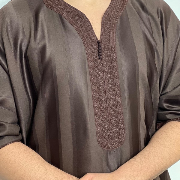 Jawehara Moroccan striped Islamic Thobe - djellaba, Jubbah, Thobe, kandora, Kaftan lightweight