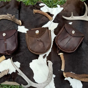 Bushcraft Leather Possibles Pouch with Belt Loop