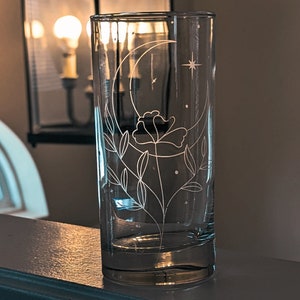 Crescent Moon | Gifts for her | Astronomy | Astrology | SET OF 2 | Flower Tumbler | Gifts for Mom | Barware | Glassware | Moon | Stars |