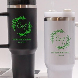 Gobelet 40 oz personnalisé, M. et Mme initiales 40 oz, tasse de voyage pour les mariés, cadeau de fiançailles, fête de mariage, cadeau de lune de miel