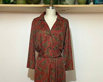 Vintage 1950s Carol Brent red & green paisley printed knit dress w/ matching belt