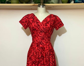 Vintage 1950s graphic red rose printed cotton dress