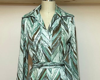 Vintage 1970s Liz Roberts Inc. Graphic disco blouse with matching neck scarf