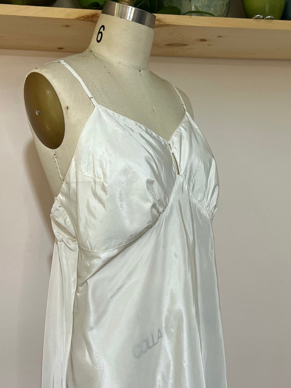 Vintage 1940s White Bias Cut Rayon Satin Slip dre… - image 5