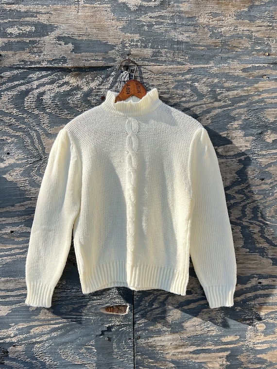 Vintage 70s white cable knit sweater