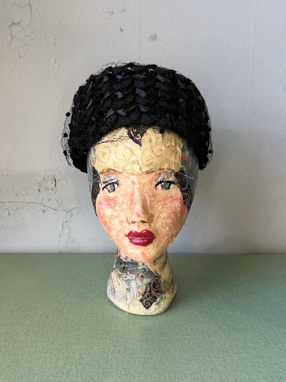 50s/60s Black Woven Raffia & Ribbon Pill Box Hat … - image 2