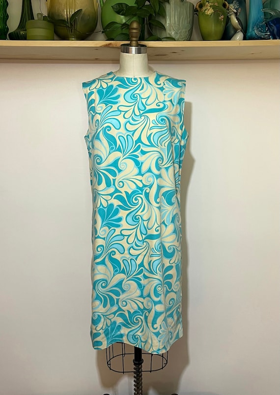 Vintage 1960s blue & white floral batik print silk