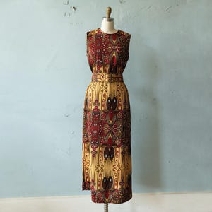 Vintage 70s boho abstract paisley printed maxi dress w/ matching belt