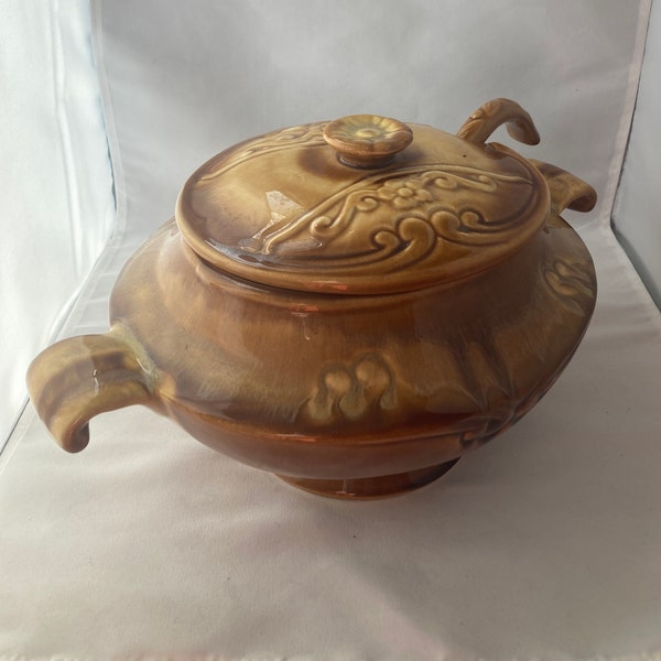 Collectible Maurice of California Pottery Soup Tureen.