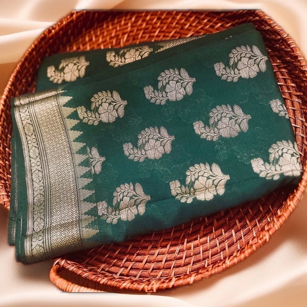 Elegant ,  Exclusive Bottle GREEN  soft Silk Saree  | South Indian Saree | Wedding Saree | Saree.