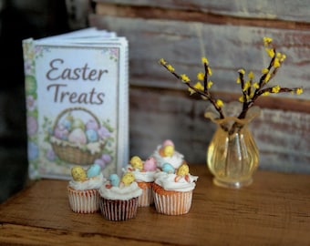 1/6 Miniature Easter cupcake, Dollhouse miniature, French bakery, Food for dolls, Blythe fake food, Dollhouse kitchen, Barbie food, Mini egg