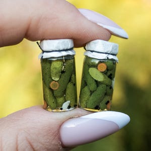 Miniature jar with pickles, Miniature cucumbers, 1/12 scale, Dollhouse, Miniature kitchen, Food for dolls