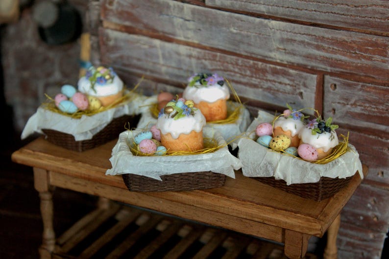 Miniature Easter Basket With Kulich Set | Dollhouse Easter Food | 1:12 ...