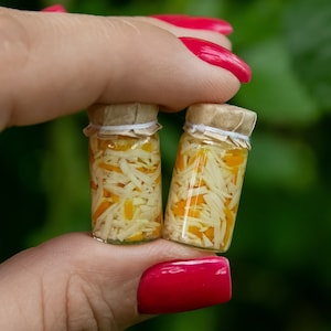 Miniature jar with cabbage and carrot, Miniature cabbage, Miniature carrot, 1/12 scale, Dollhouse, Miniature kitchen, Food for dolls