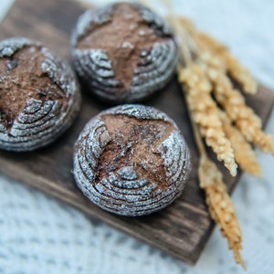 1/12 Miniatur rundes Brot, 1/12 Maßstab, französisches Brot, Miniaturbäckerei, Essen für Puppen, Puppenfutter