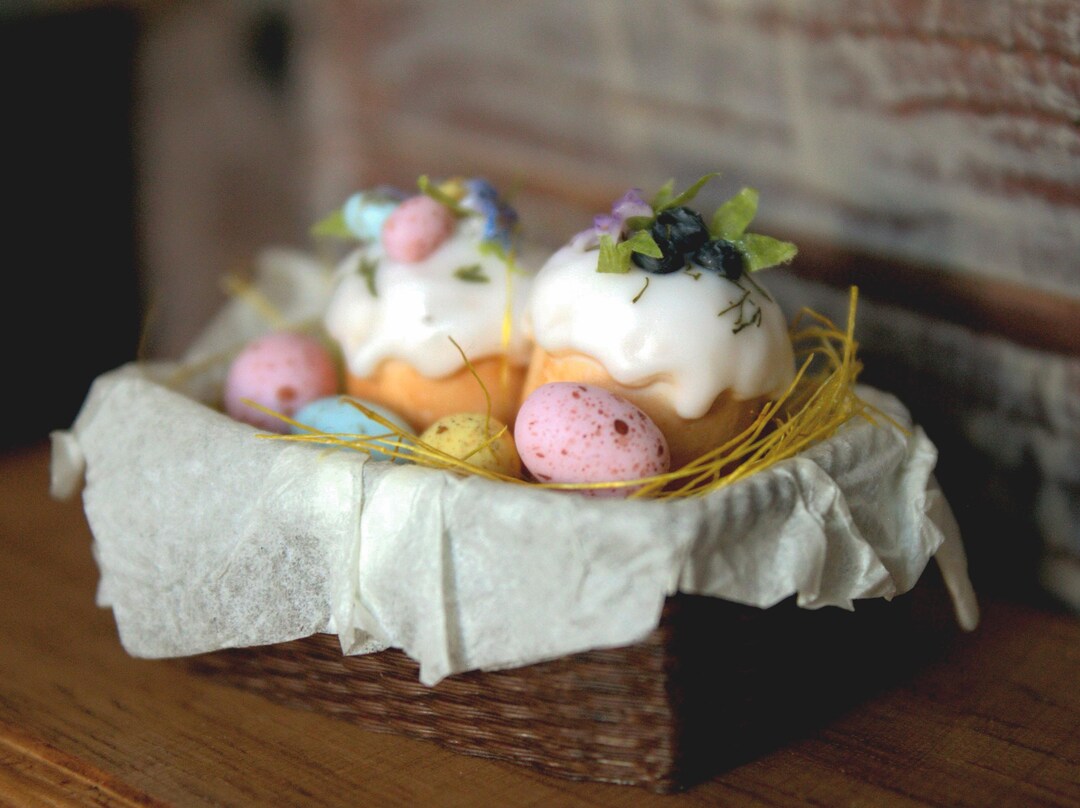 Miniature Easter Basket With Kulich Set | Dollhouse Food 1:12 Scale ...