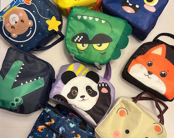 Kids  X Small Lunch Bag, that has all the bells. Fun Animals. Insulated. Drink bottle, and more...