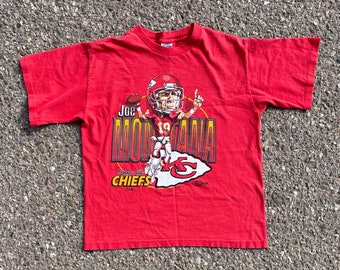 Vtg 1993 Kansas City Chiefs NFL Football Joe Montana Caricature Salem Sportswear T-Shirt Youth Size (14-16) Fits Adult (M) / 90s Sports Tee