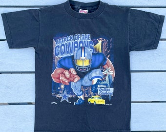 Vtg 1995 Dallas Cowboys Attack of the Cowboys NFL Football Nutmeg Mills T-shirt Youth Size (L) / Vtg Kids Tee / Vtg Sports Tee