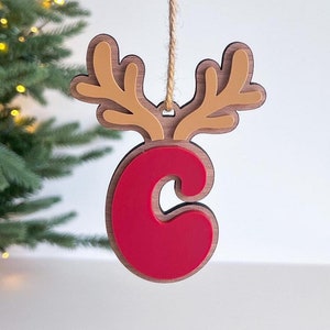 Adorno navideño personalizado con inicial / Adorno navideño con astas 2024 / Adorno navideño con monograma de reno / Adorno navideño 2024 / Adorno con nombre