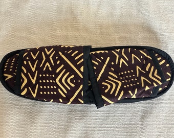 African design slippers - unisex Brown