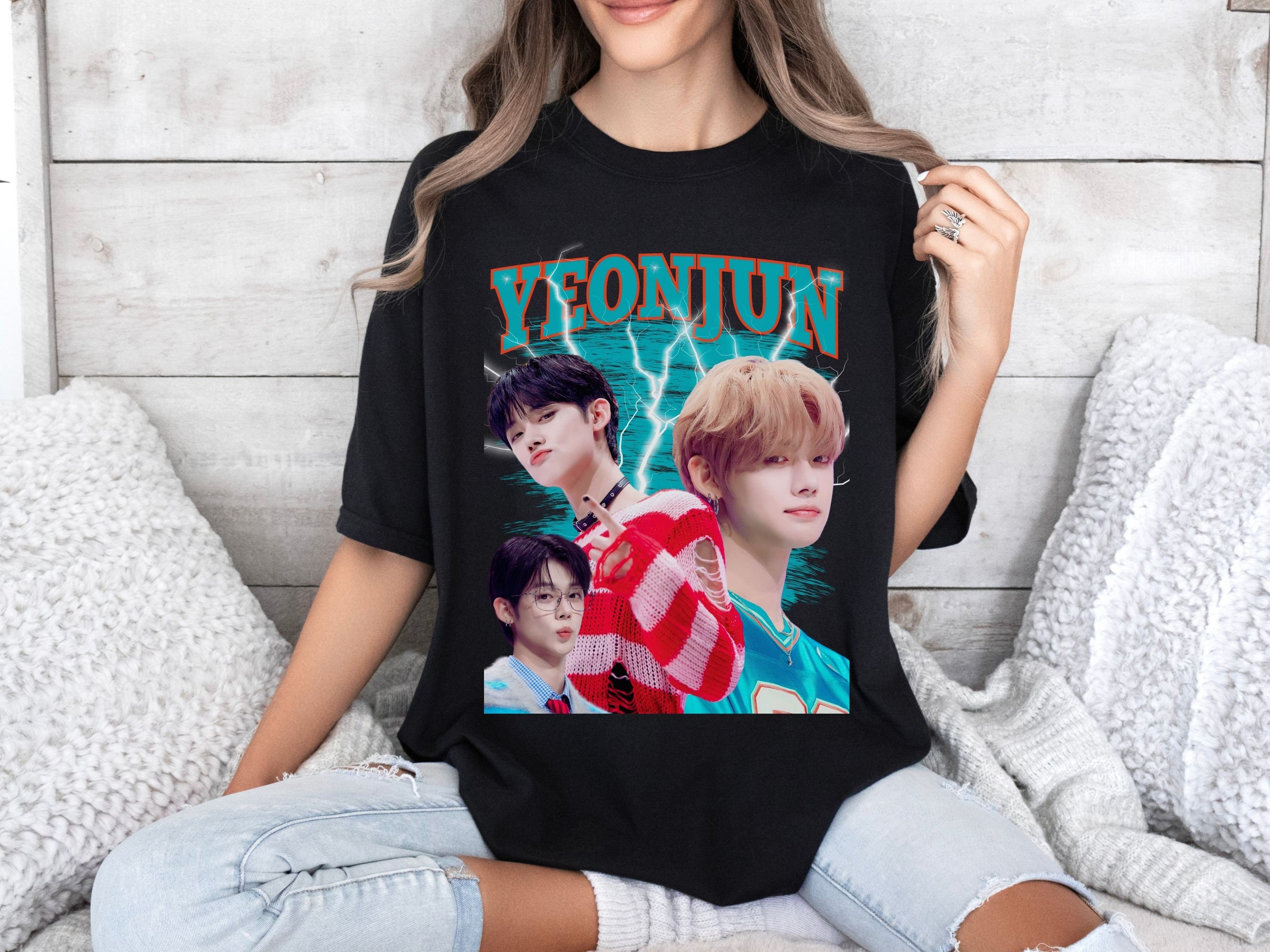 TXT ETERNITY ユニフォーム Tシャツ TOMORROW X TOGETHER ETERNITY UNIFORM (ティーシャツ 01