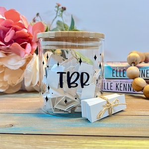 Pot TBR - liste à lire - choisissez votre prochain livre - cadeau rat de bibliothèque - amateur de livres - bibliophile - club de lecture - décoration d'étagère - décoration livresque