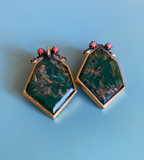 Vintage Emerald Green and Gold Earrings | Marble … - image 1