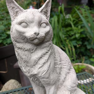 Cat Garden Statue - Memorial Concrete Animal Statue Perfect For Cat Lover Gift 13&quot; Tall