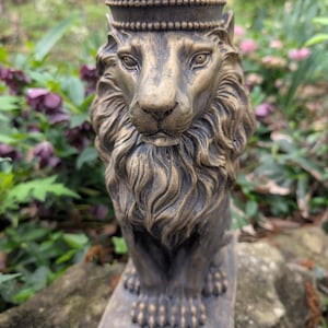 Lion Garden Statue - Concrete Antiqued Stone Finish Statue