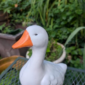 Desk Goose 9&quot; Statue Concrete - Concrete Goose Statue Perfect For Animal Lover Gift 9,&quot; American Dress up goose
