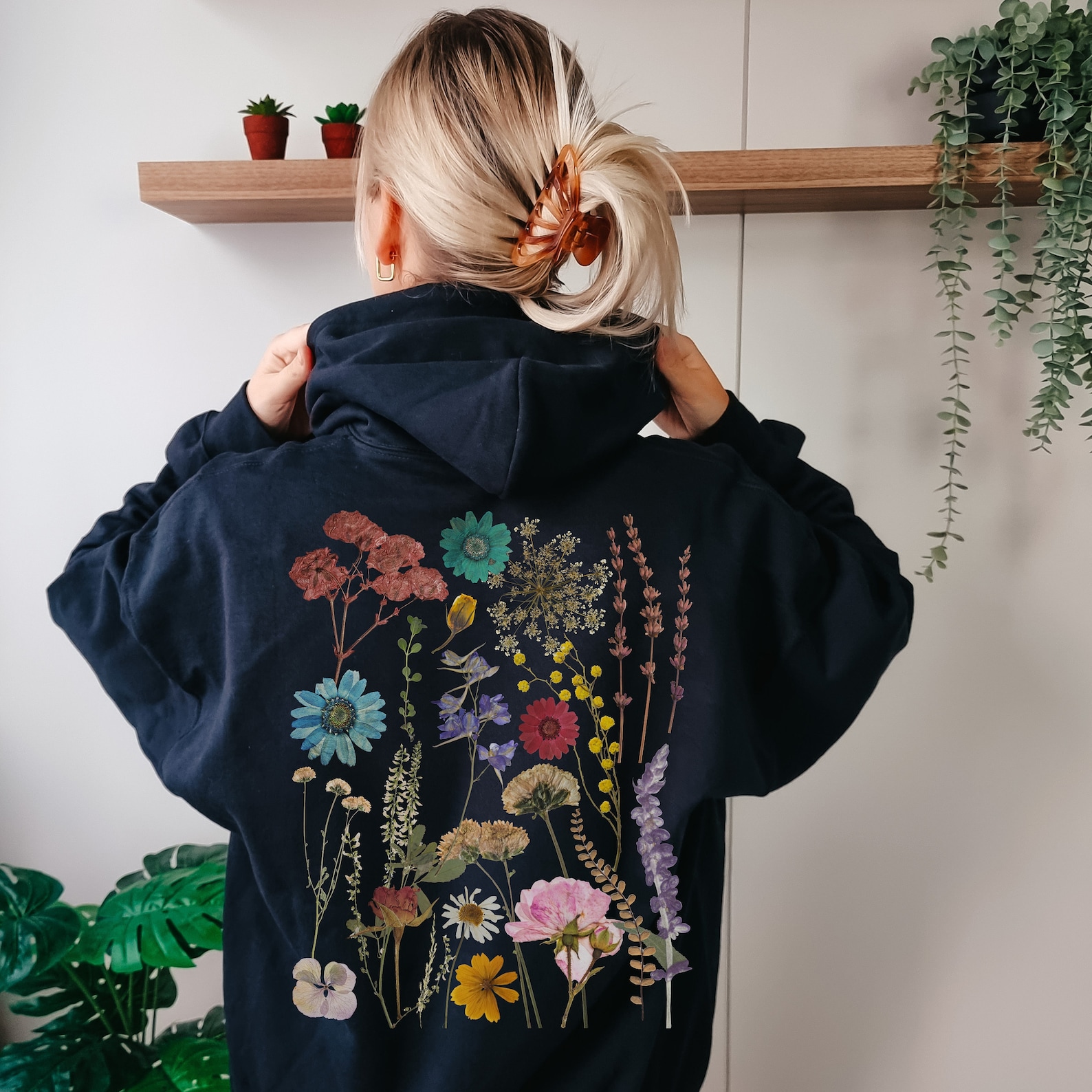 Wildflower Pressed Flower Graphic Hooded Sweatshirt, Cottagecore Garden ...