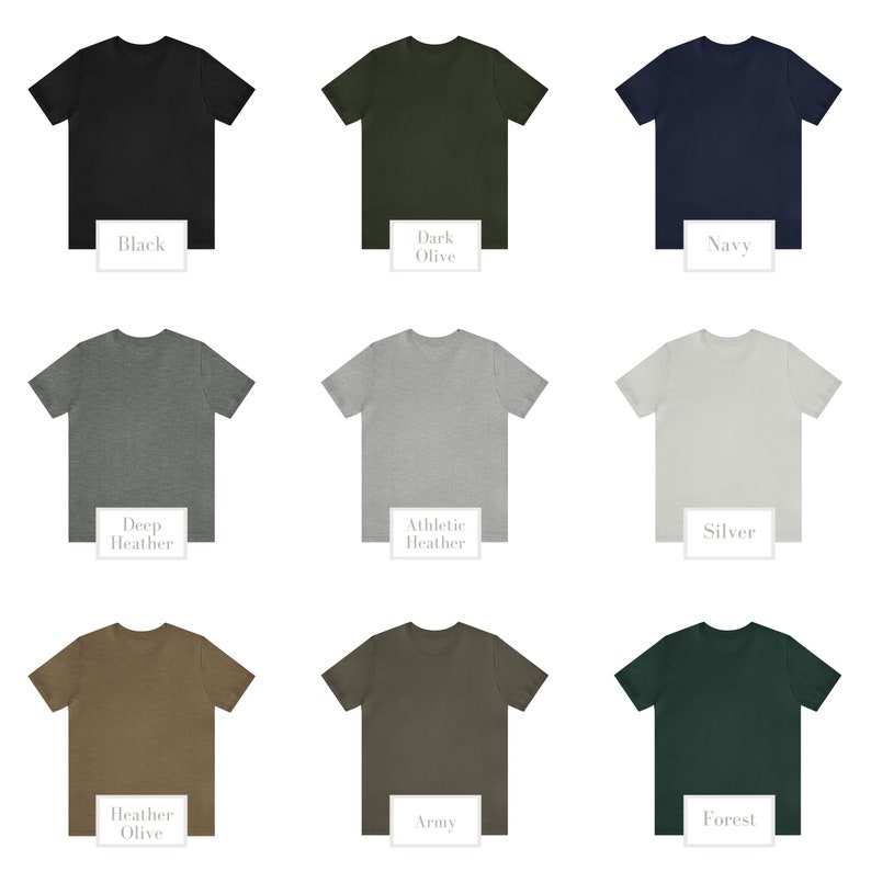 K&ouml;nnte beinhalten: Neun T-Shirts in verschiedenen Farben, darunter Schwarz, Dunkeloliv, Marine, Dunkelgrau meliert, Sportgrau meliert, Silber, Oliv meliert, Armee und Wald.