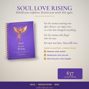 Könnte beinhalten: Ein violettes spiralgebundenes Buch mit einer goldenen Phönix-Illustration auf dem Einband. Der Text lautet Soul Love Rising, Rebuild your confidence. Reclaim your worth. Rise again. Inhalt: 8 Kapitel + 9 Bonusseiten. Release what ended.