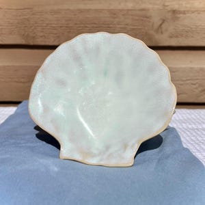 Muschel Schale | Keramik Muschel | Keramik-Schale | Handgemachte Keramikschale | Perlweiße Schale