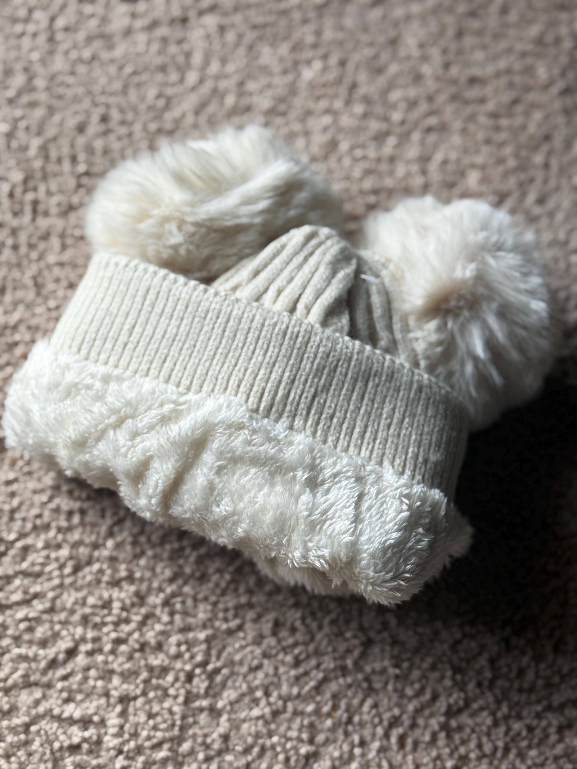 Pearl Embellished Cashmere Blend Beanie With Faux Fur Poms  display picture 3